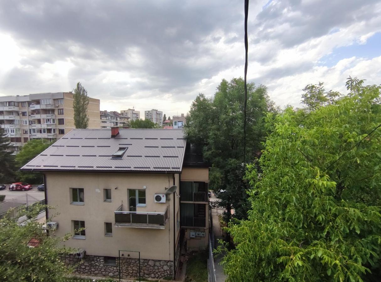 Cozy Room With A Balcony Sarajevo Exterior photo